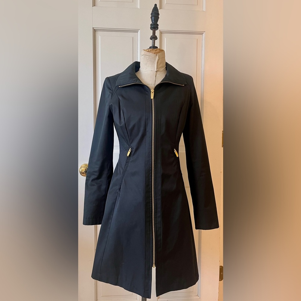 Black VIASPIGA raincoat XS